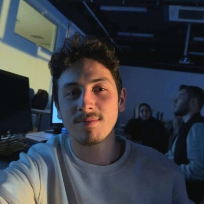 Burak Küçükakgün profil fotoğrafı
